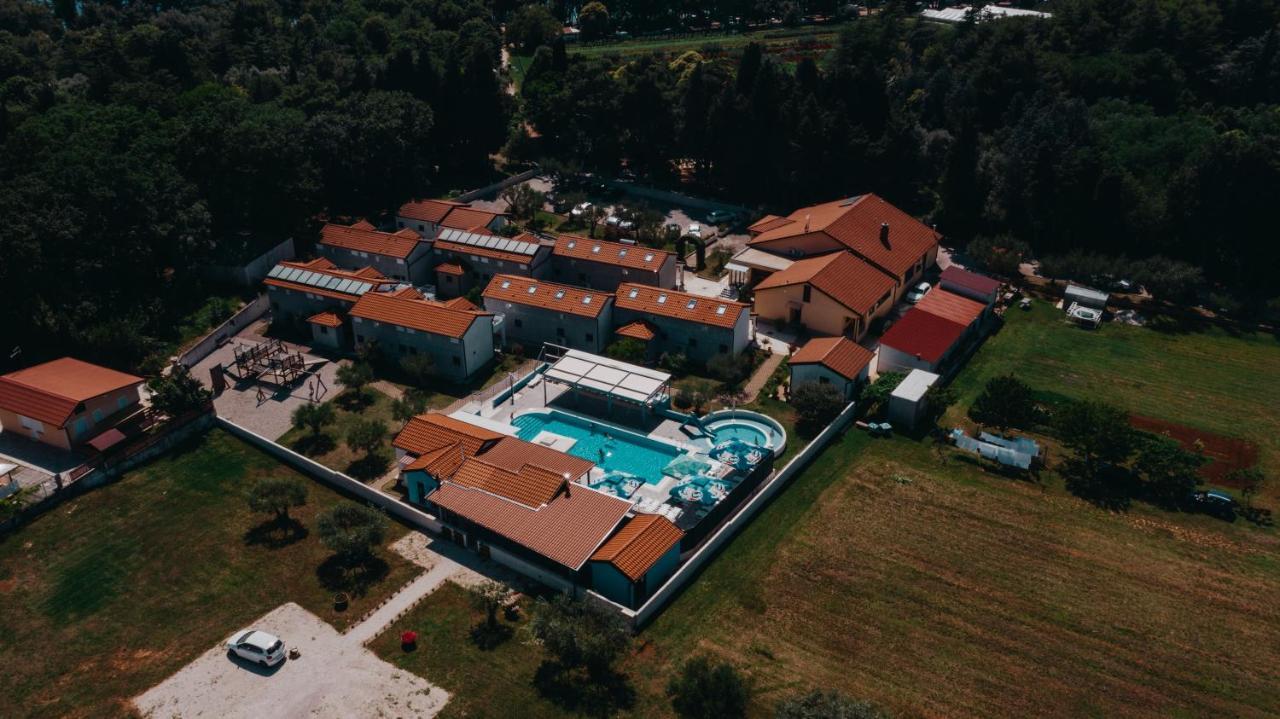 Resort Zatisje Savudrija Exterior photo