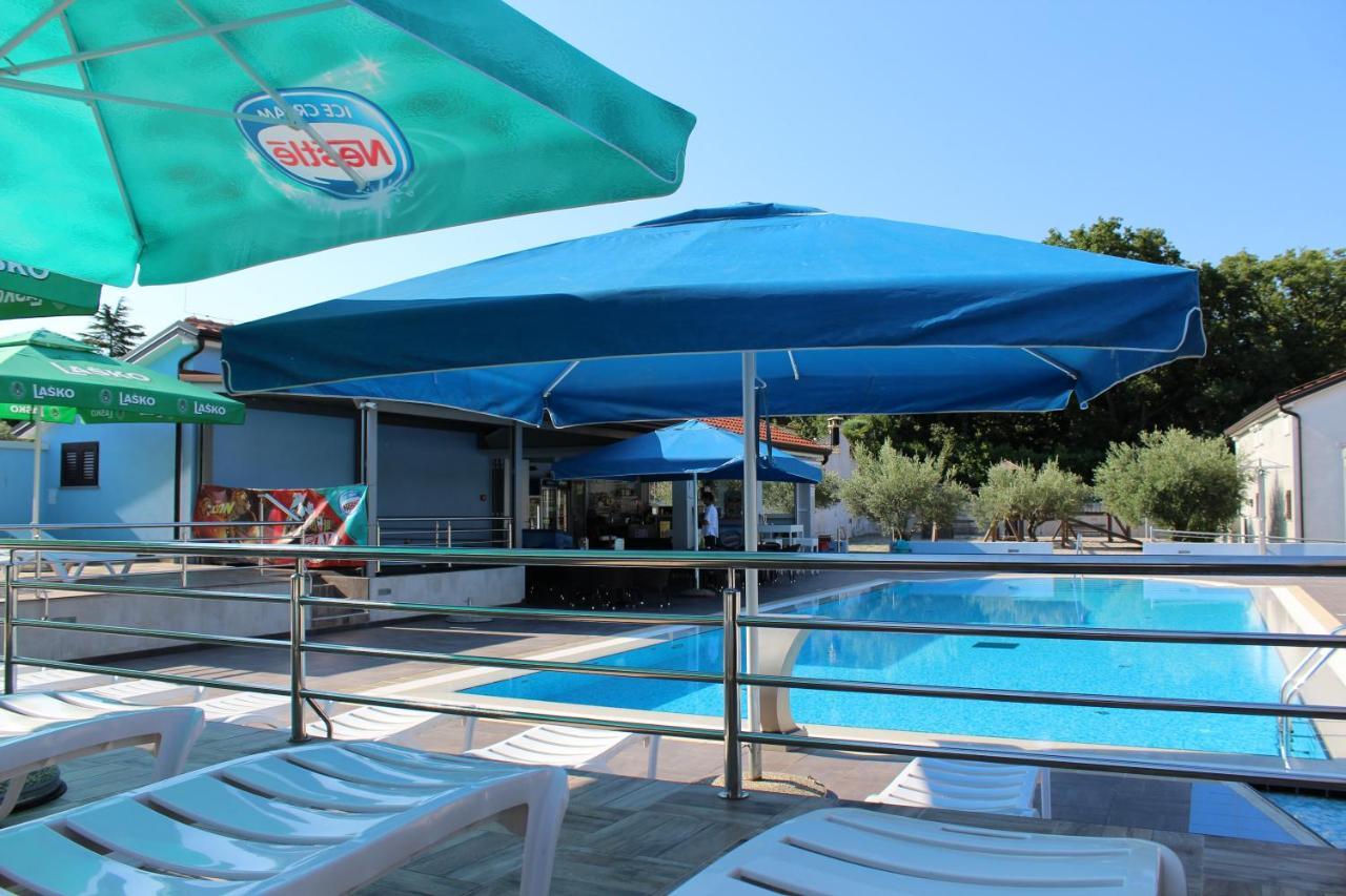 Resort Zatisje Savudrija Exterior photo