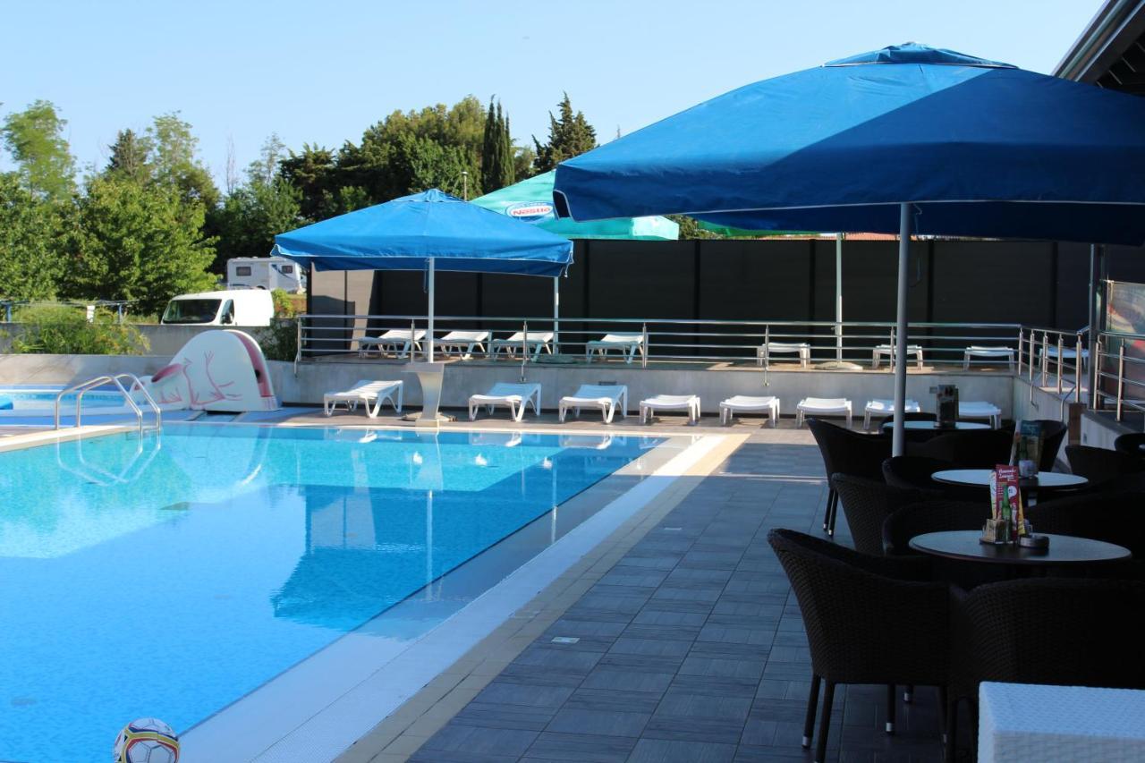 Resort Zatisje Savudrija Exterior photo
