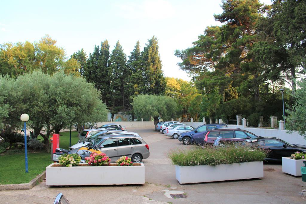Resort Zatisje Savudrija Exterior photo